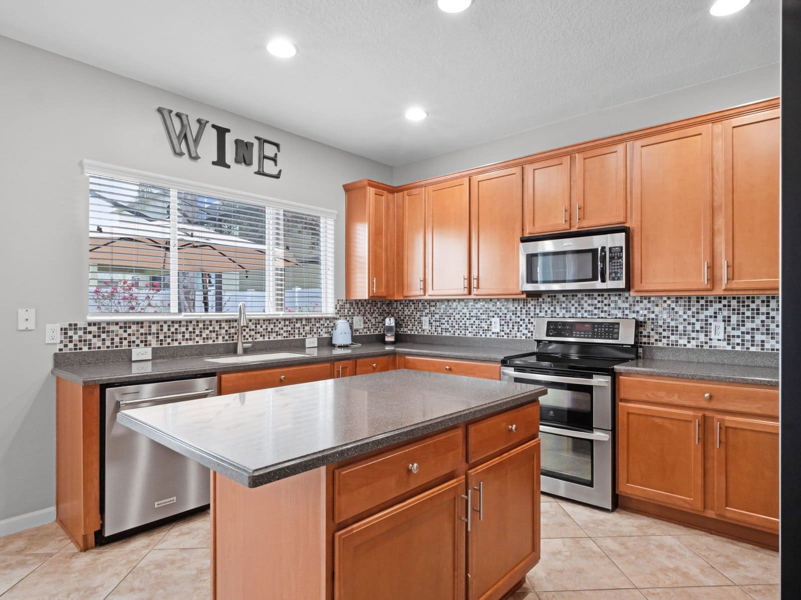 24-web-or-mls-16204 St Augustine St-Clermont, FL 34714 - 15