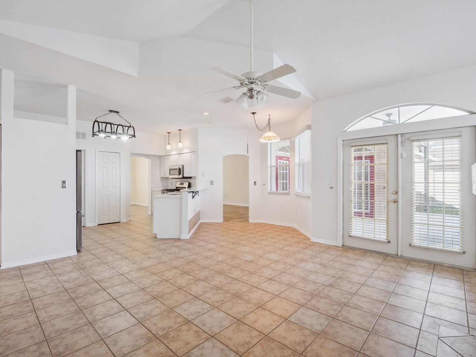 22-web-or-mls-808_High_Pointe_Cir__Minneola__FL_34715-18523_P1617714