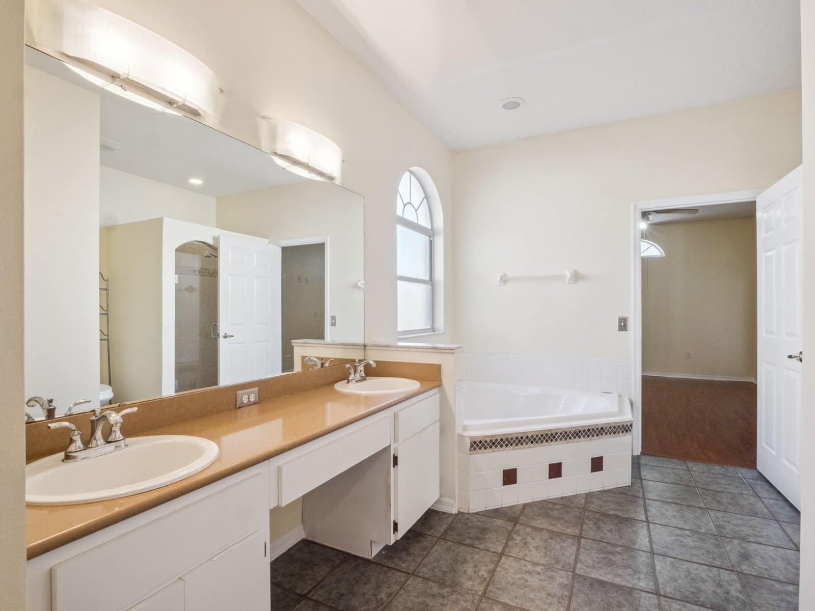 29-web-or-mls-808_High_Pointe_Cir__Minneola__FL_34715-18523_P1617629