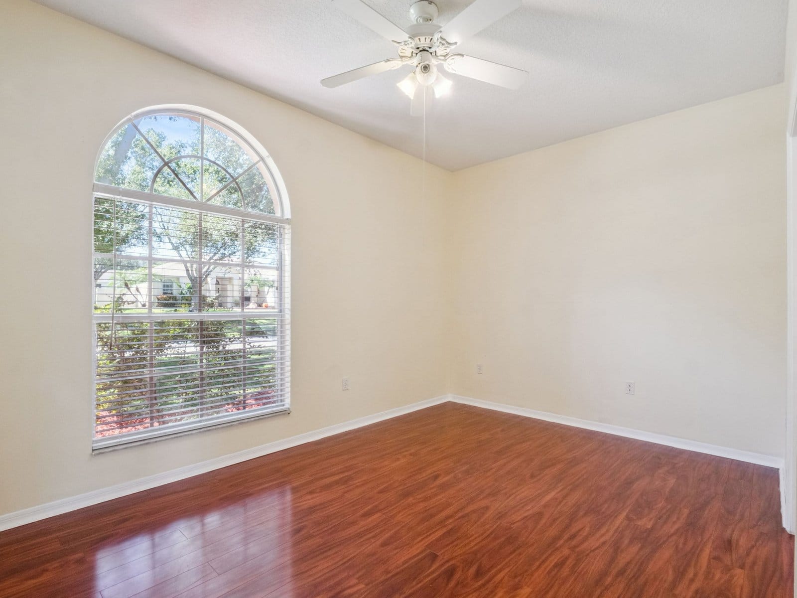 30-web-or-mls-808_High_Pointe_Cir__Minneola__FL_34715-18523_P1617634