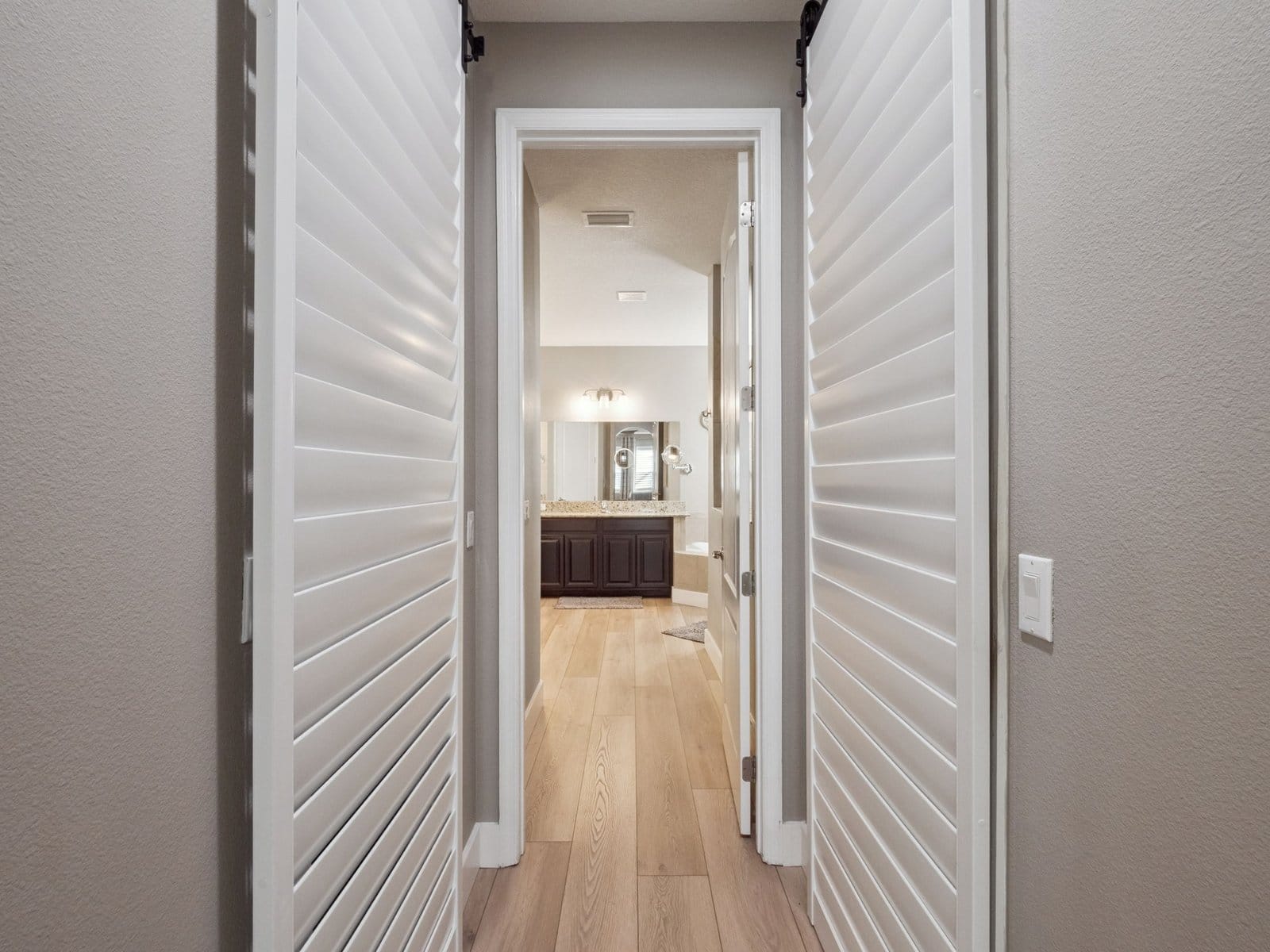 41-web-or-mls-15498_Sandfield_Loop__Winter_Garden__FL_34787_P1689354