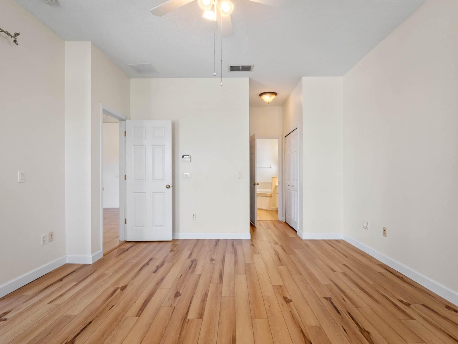 15061-spinnaker-cove-lane-winter-garden-fl-34787-10-scaled