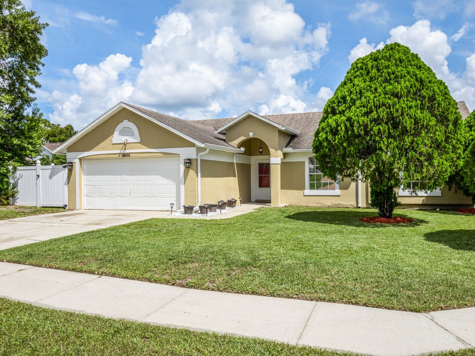 2835-bolton-bend-orlando-fl-32817-02-scaled 2835-bolton-bend-orlando-fl-32817-02-scaled