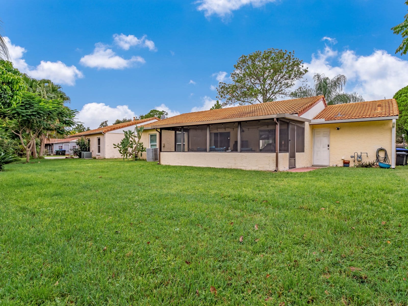 10409-jutland-court-orlando-fl-32821-26-scaled