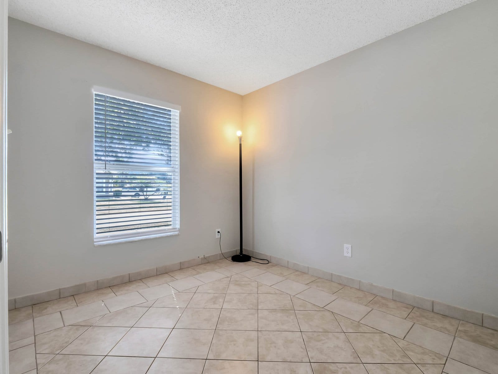 648-dharma-circle-winter-garden-fl-34787-07-scaled