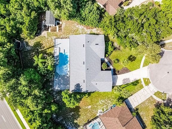 046686660faee52043ee747d61705d38-cc_ft_576