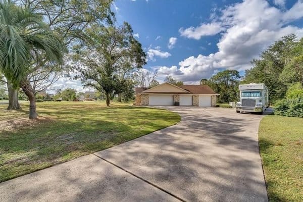 500-Haley-Dr1-600x400-1 500-Haley-Dr1-600x400-1