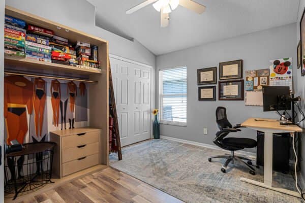 9555-pecky-cypress-way-orlando-fl-32836-12-scaled-600x400 9555-pecky-cypress-way-orlando-fl-32836-12-scaled-600x400