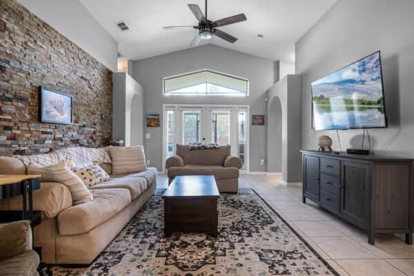 9555-pecky-cypress-way-orlando-fl-32836-14-scaled-600x400 9555-pecky-cypress-way-orlando-fl-32836-14-scaled-600x400