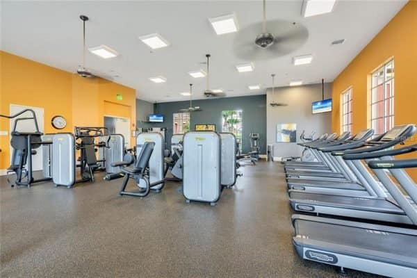 117-Crepe-Myrtle-Dr-Groveland-FL-17-600x400-1