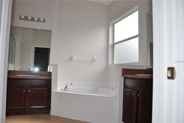 117-Crepe-Myrtle-Dr-Groveland-FL-9-600x400-1