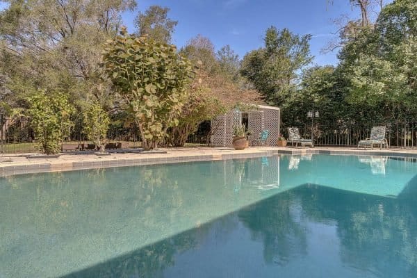 1421-Crescent-Lake-Dr-Windermere-FL-34786-30-Pool-600x400-2 1421-Crescent-Lake-Dr-Windermere-FL-34786-30-Pool-600x400-2