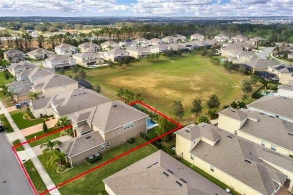 15455-SANDFIELD-LOOP-WINTER-GARDEN-1-600x400-1