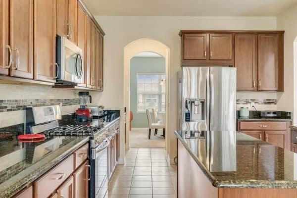 15522-Sandfield-Loop-Winter-Garden-FL-34787-14-Kitchen-600x400-1 15522-Sandfield-Loop-Winter-Garden-FL-34787-14-Kitchen-600x400-1