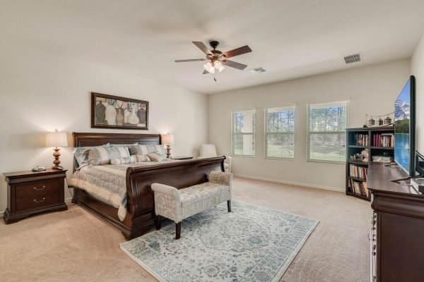 15522-Sandfield-Loop-Winter-Garden-FL-34787-16-Master-Bedroom-600x400-1 15522-Sandfield-Loop-Winter-Garden-FL-34787-16-Master-Bedroom-600x400-1