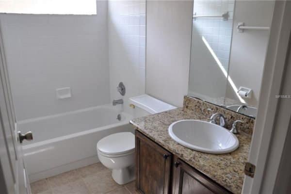 236-WESCLIFF-DR-16-600x400-1