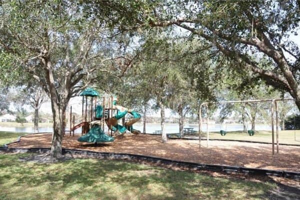 236-WESCLIFF-DR-17-600x400-1