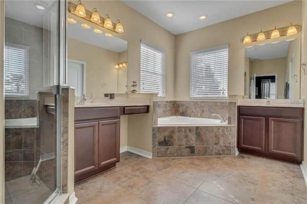 774-Ayden-Oak-Lane-15-600x400-1