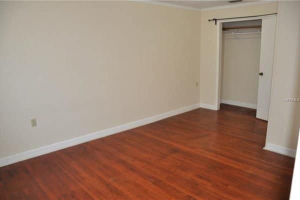 1006-VENETIAN-AVE-ORLANDO-Fl-16-600x400-1