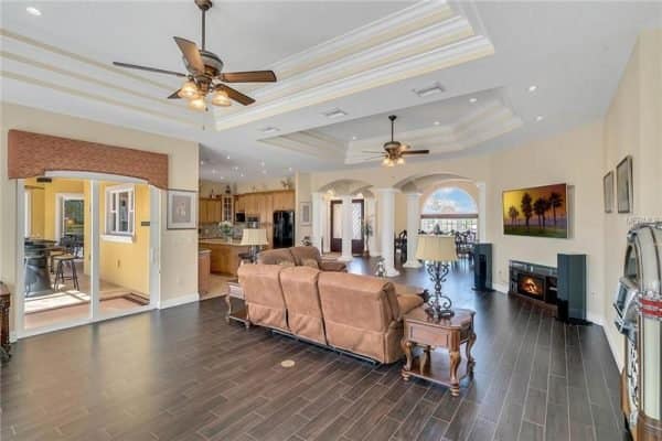 11114-ROMANCE-CT-WINTER-GARDEN-FL-17-600x400-1