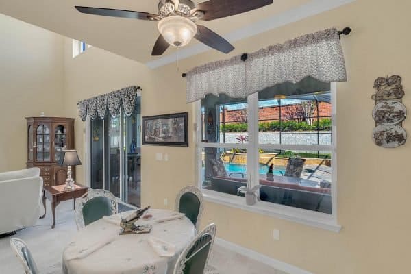 15390-Sandfield-Loop-Winter-Garden-FL-34787-12-Nook-600x400-1 15390-Sandfield-Loop-Winter-Garden-FL-34787-12-Nook-600x400-1