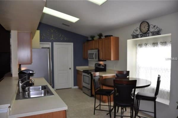 2448-OAKINGTON-ST-WINTER-GARDEN-Fl-9-600x400-1