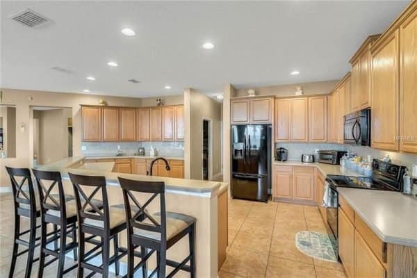 775-Reflections-Ln-Winter-Garden-FL-9-1-600x400-1