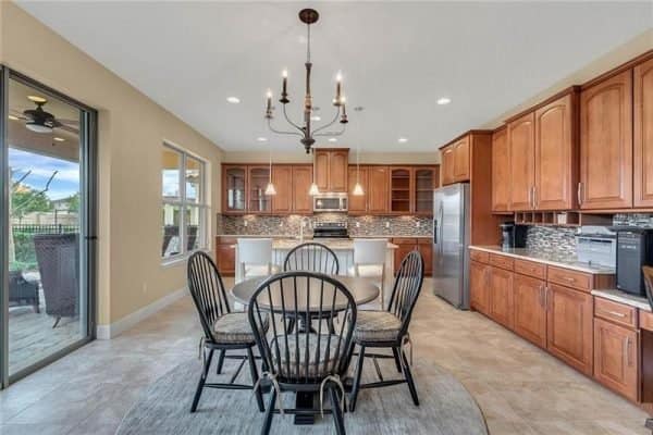 9007-Outlook-Rock-Trail-Windermere-FL-5-600x400-1