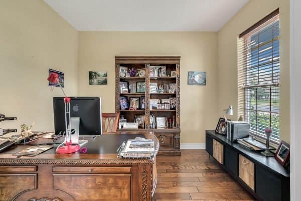 15216-Hayworth-Dr-Winter-Garden-FL-34787-20-Den-600x400-1 15216-Hayworth-Dr-Winter-Garden-FL-34787-20-Den-600x400-1