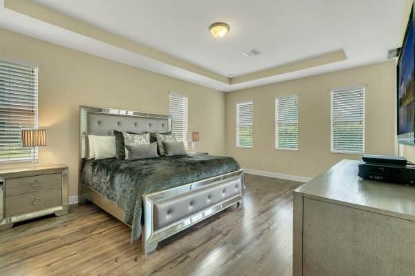 15988-Sweet-Murcott-Ct-Winter-Garden-FL-34787-18-Master-Bedroom-600x400-1