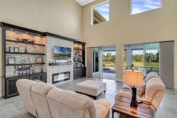 11637-Brickyard-Pond-Ln-Windermere-FL-34786-19-Family-Room-600x400-1