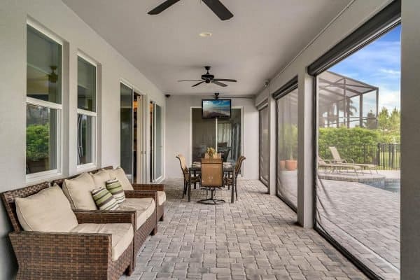 11637-Brickyard-Pond-Ln-Windermere-FL-34786-42-Lanai-600x400-1