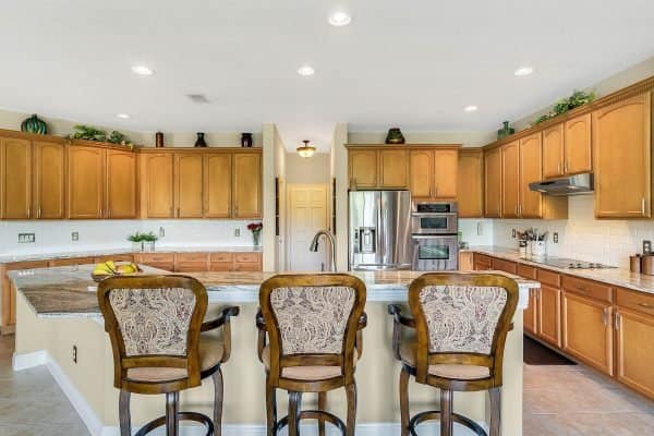 14826-Tullamore-Loop-Winter-Garden-FL-34787-14-Kitchen-600x400-2