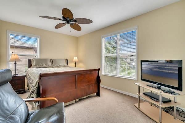 14826-Tullamore-Loop-Winter-Garden-FL-34787-30-Bedroom-600x400-2