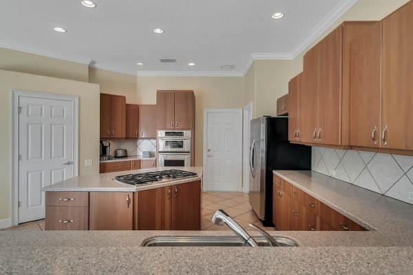2039-Water-Key-Dr-Windermere-FL-34786-26-600x400-1 2039-Water-Key-Dr-Windermere-FL-34786-26-600x400-1