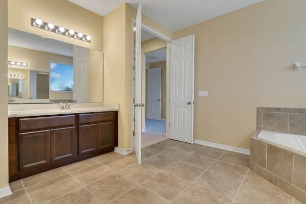 3610-Oriskany-Dr-Orlando-FL-32820-05-600x400-1