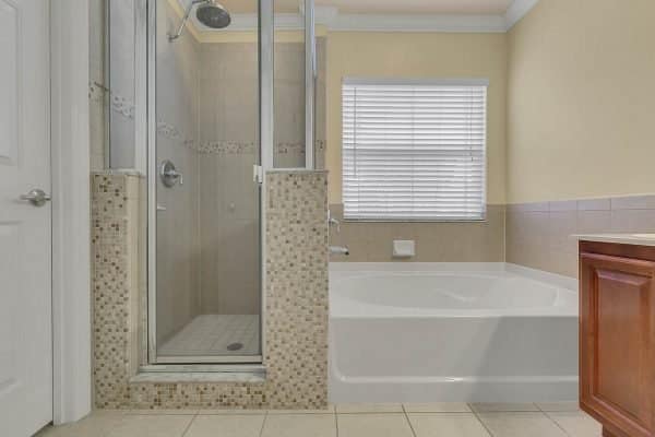 2165-Ridgewood-St-Orlando-FL-32803-06-600x400-1