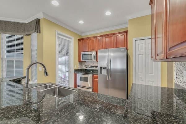2165-Ridgewood-St-Orlando-FL-32803-22-600x400-1
