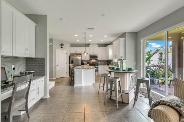 2989-Park-Meadow-Dr-Apopka-FL-32703-07-Kitchen-600x400-1