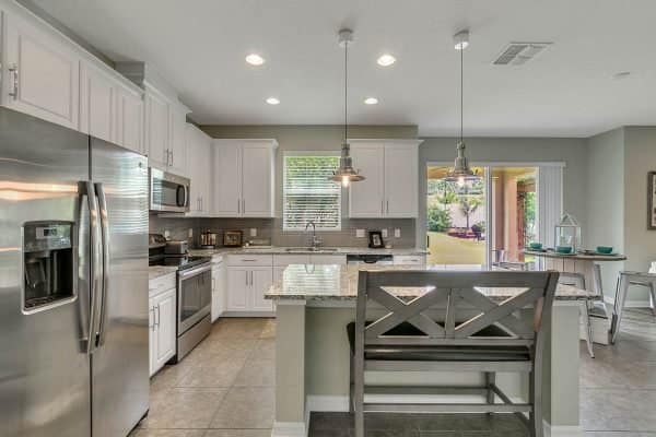 2989-Park-Meadow-Dr-Apopka-FL-32703-10-Kitchen-600x400-1