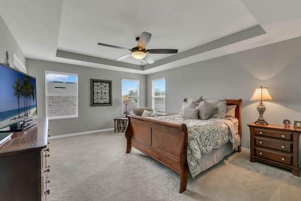 2989-Park-Meadow-Dr-Apopka-FL-32703-14-Master-Bedroom-600x400-1