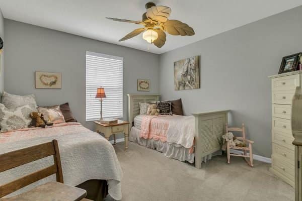 2989-Park-Meadow-Dr-Apopka-FL-32703-16-Bedroom-600x400-1