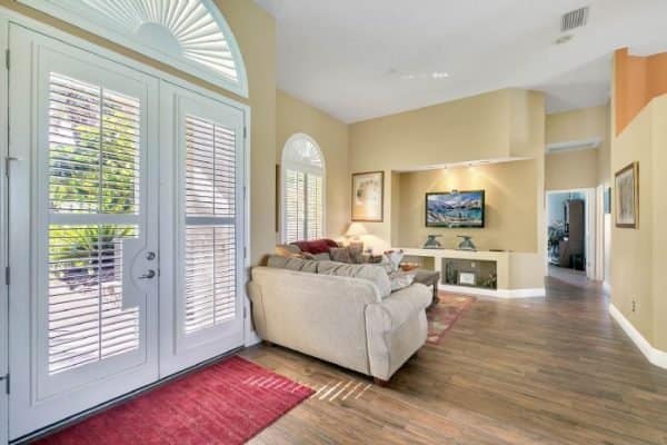 7977-Canyon-Lake-Cir-Orlando-FL-12-600x400-1