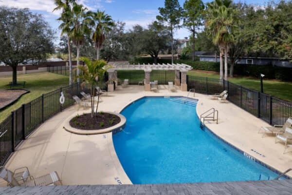 13333-zori-lane-windermere-fl-34786-65-1-scaled-600x400