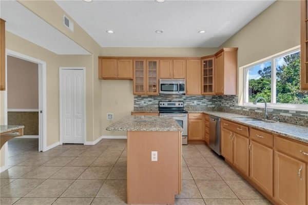 13927-EYLEWOOD-DR-WINTER-GARDEN-FL-13-600x400-1 13927-EYLEWOOD-DR-WINTER-GARDEN-FL-13-600x400-1