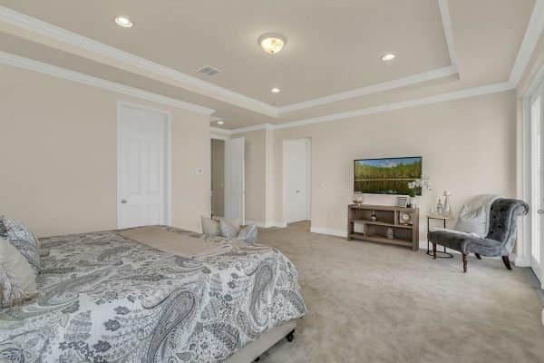 16142-Johns-Lake-Overlook-Dr-Winter-Garden-FL-34787-25-Master-Bedroom-600x400-1