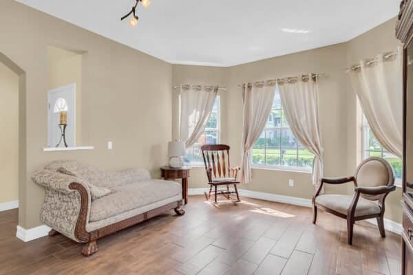 13939-eylewood-drive-winter-garden-fl-34787-04-1-scaled-600x400