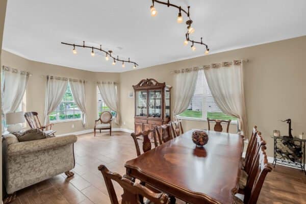 13939-eylewood-drive-winter-garden-fl-34787-15-1-scaled-600x400