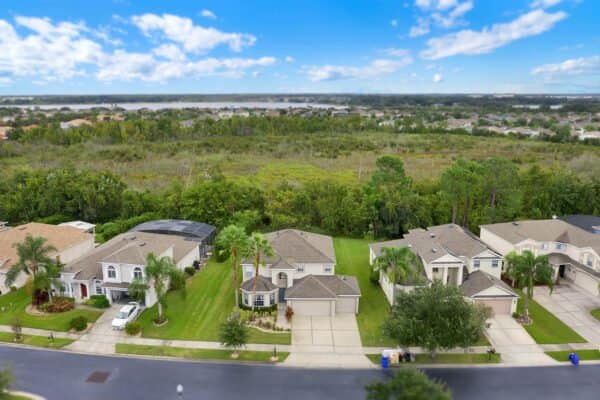 13939-eylewood-drive-winter-garden-fl-34787-38-edit-1-scaled-600x400