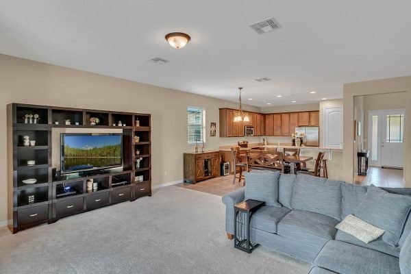 13318-Longacre-Dr-Windermere-FL-34786-07-Family-Room-600x400-1 13318-Longacre-Dr-Windermere-FL-34786-07-Family-Room-600x400-1